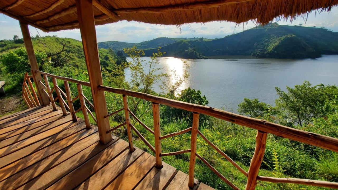 Mwamba Kelele Lodge Fort Portal Luaran gambar