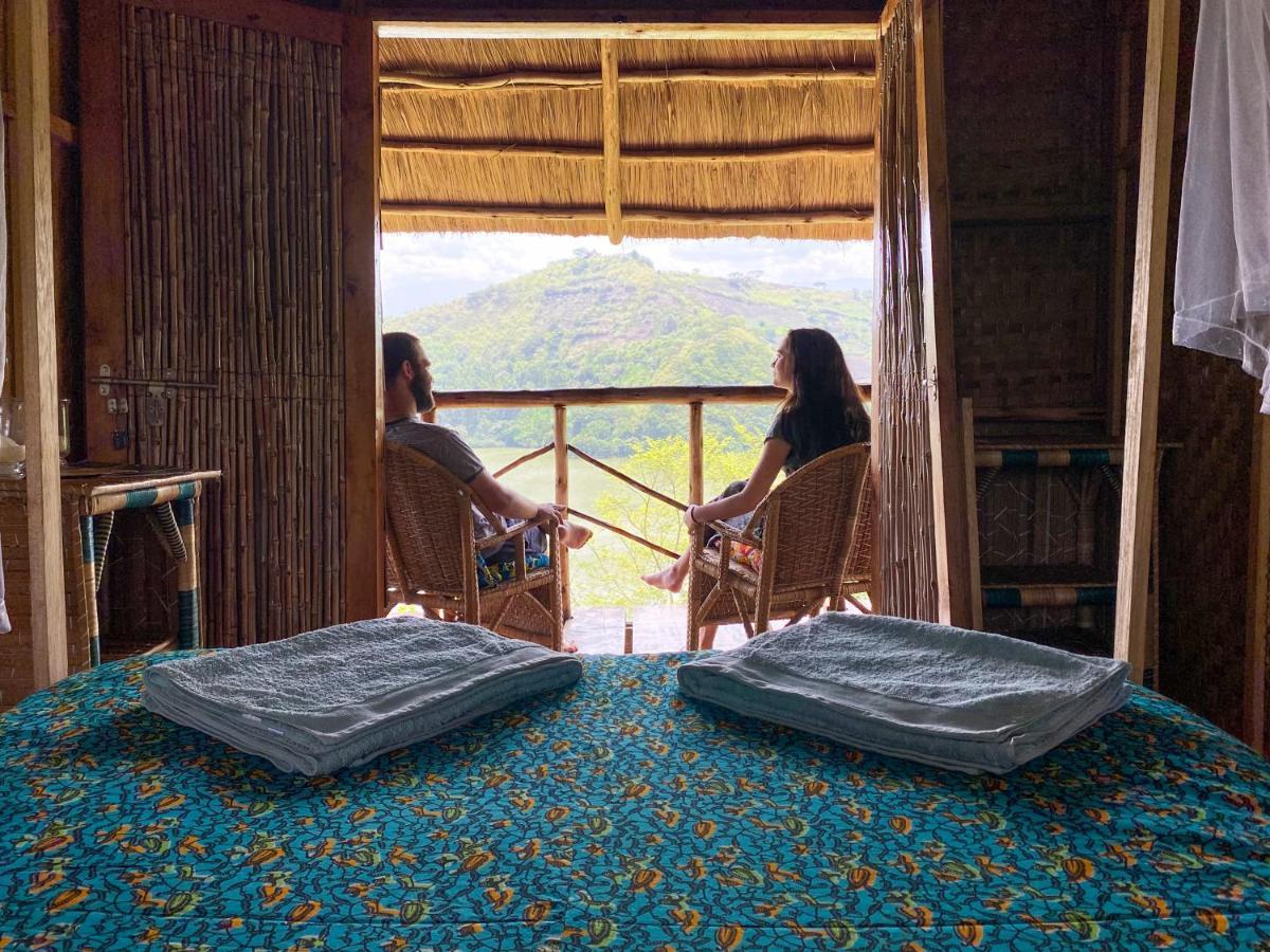 Mwamba Kelele Lodge Fort Portal Luaran gambar