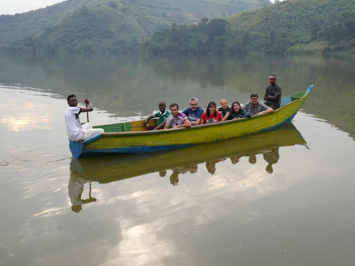 Mwamba Kelele Lodge Fort Portal Luaran gambar