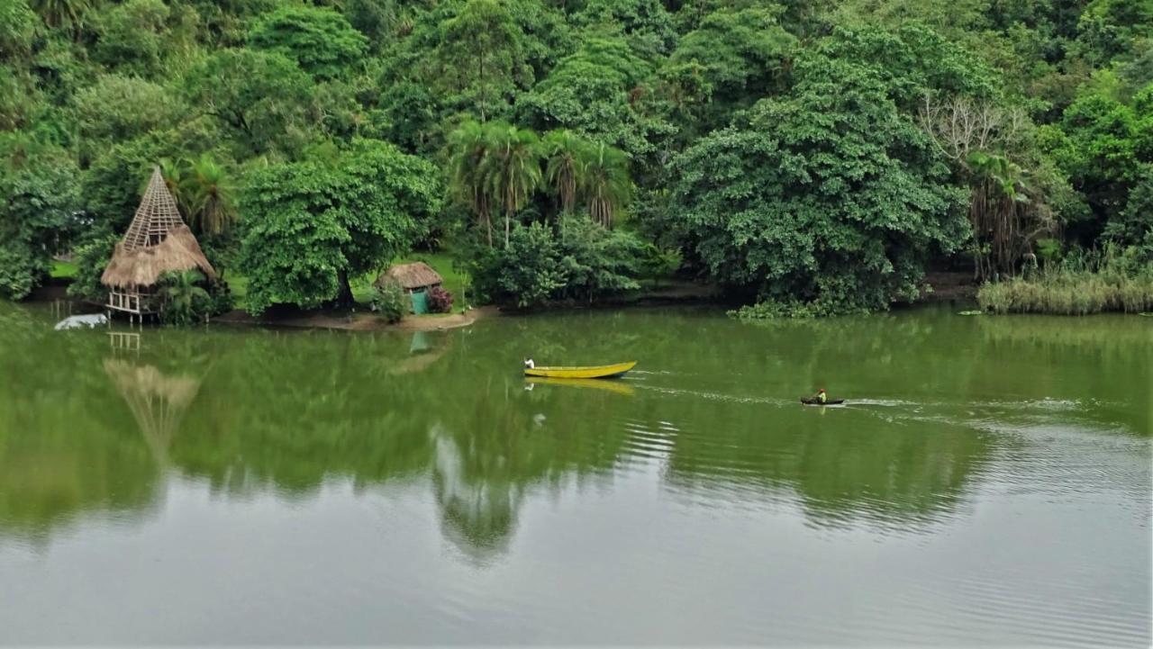 Mwamba Kelele Lodge Fort Portal Luaran gambar