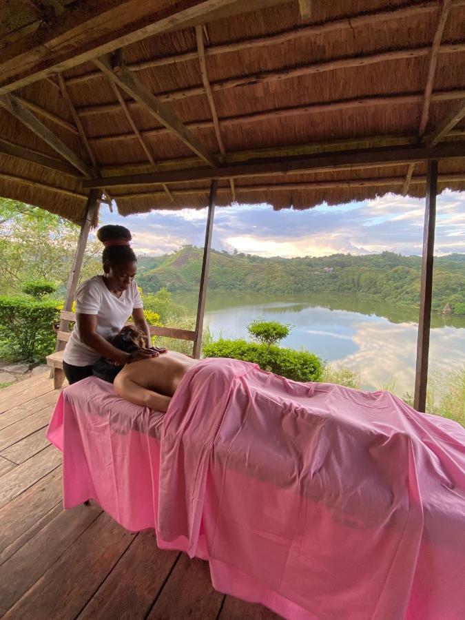 Mwamba Kelele Lodge Fort Portal Luaran gambar