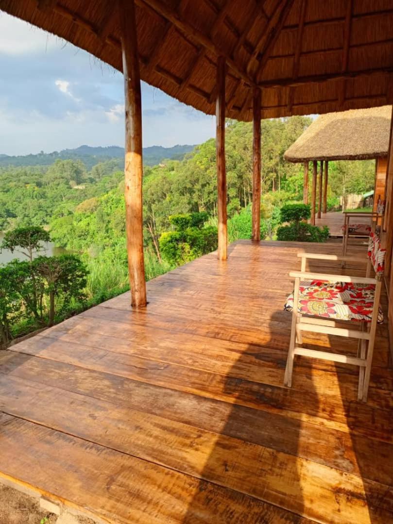 Mwamba Kelele Lodge Fort Portal Luaran gambar
